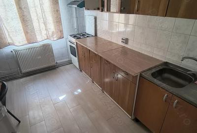 Apartament cu 3 camere decomandat în Micălaca