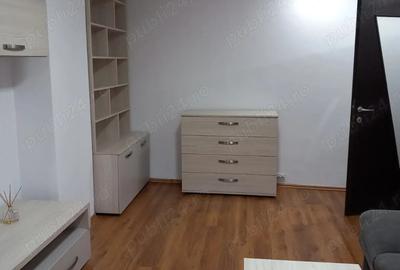 Apartament cu 2 camere decomandat în Cernatu - 1