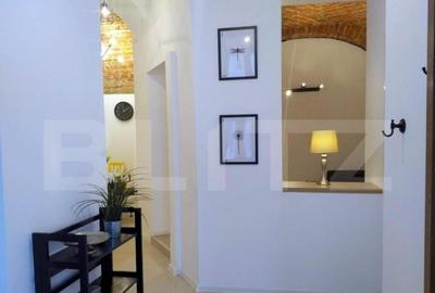 Cladire de patrimoniu din secolului XIX, de vanzare, zona - 14