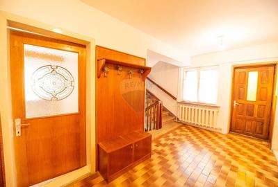 Casa Vilă cu 7 camere de vanzare, 250 mpu, 200 mp, teren în Buzau - 22