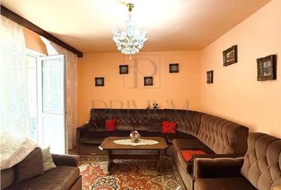 Gheorghe Lazar - decomandat - etaj 3 - centrala proprie - vedere pe 2 laturi! - 1