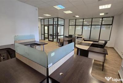Spațiu comercial, de 180 mp, în Central - 4