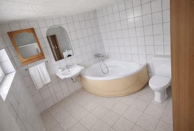 Casă cu 3 camere cu Teren 400 Mp în Titan - 4