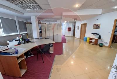 Spatiu de vanzare in zona Calea Romanului - 4