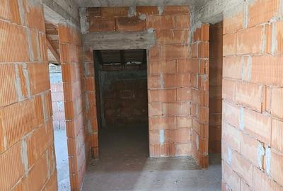 Casă cu 5 camere cu Teren 490 Mp în Somova - 14