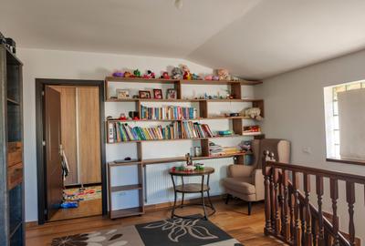 Casă individuală cu 5 camere cu Teren 500 Mp în Săbăreni - 19