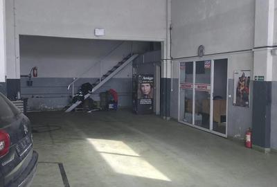 Spațiu comercial, de 220 mp, în Central - 1