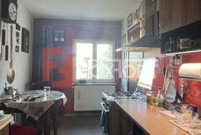 COMISION 0% - Apartament cu 3 camere, etaj 4 de vanzare, zona Lunei - 2
