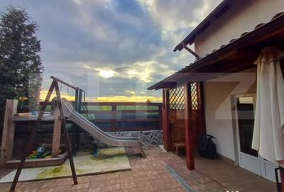 Casă cu 4 camere cu Teren 270 Mp în Central - 1