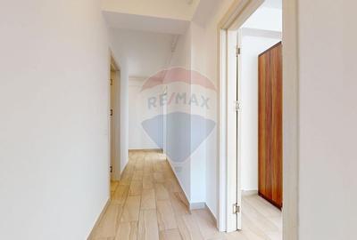Apartament cu 2 camere decomandat, mobilat în Tractorul - 8