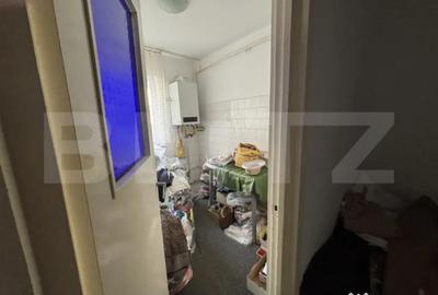 Spațiu comercial, de 60 mp, în Central - 4