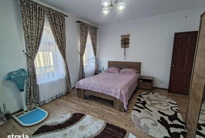 Casă cu 7 camere cu Teren 800 Mp în Șcheia - 3