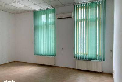 Casă cu 4 camere în Calea Victoriei - 8