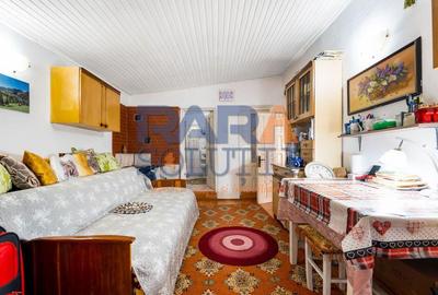 Casu?a frumoasa la ?ara cu toate condi?iile necesare - 9