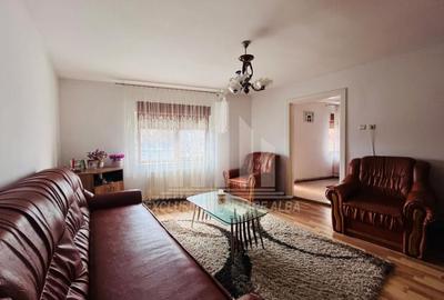 Apartament cu 3 camere, mobilat în Tolstoi