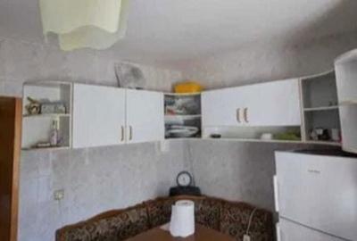 Apartament cu 3 camere decomandat în Central - 2