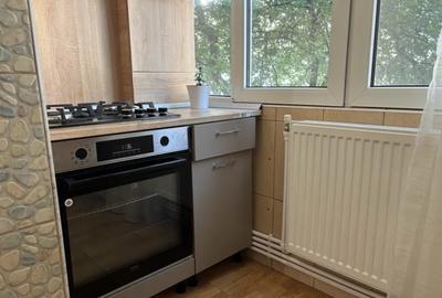 Apartament cu 3 camere in Dacia-Sc. 26 - 2