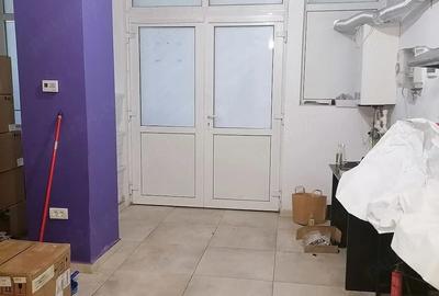 Spațiu comercial, de 40 mp, în Precista - 2
