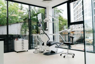 Spațiu comercial, de 15 mp, în Central - 4