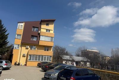 Apartament cu 2 camere decomandat în Apărătorii Patriei - 4
