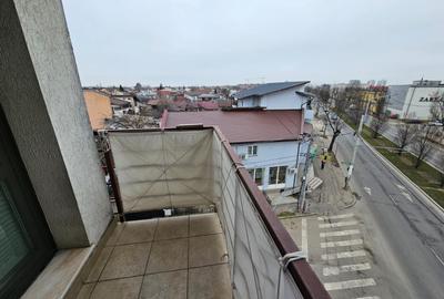 Apartament cu 3 camere semidecomandat, mobilat în Bucureștii Noi - 11