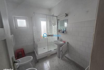 Casă cu 4 camere cu Canalizare în Central - 1