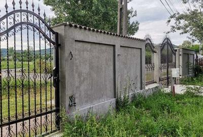 Casă cu 4 camere în Păulești - 6