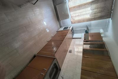 Apartament cu 3 camere decomandat în Micălaca - 2