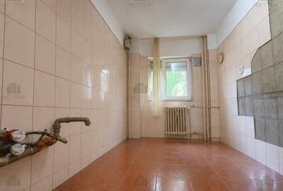 Apartament cu 2 camere decomandat în Titan - 8