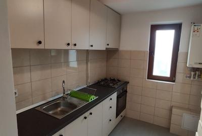 Apartament cu 2 camere decomandat, mobilat în Baza 3 - 1