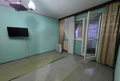 Jean Steriadi, 10 minute metrou 1 Decembrie 1918, langa Auchan Titan, - 3