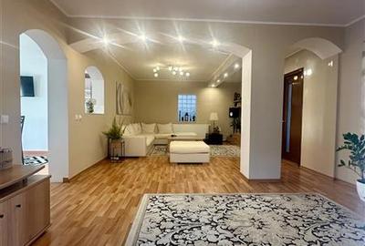 Casă individuală cu 4 camere cu Canalizare în Sud - 2