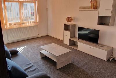 Apartament cu 2 camere decomandat în Central - 1