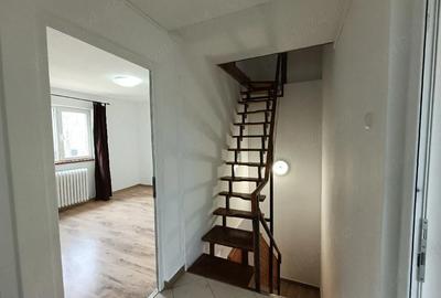 Casă cu Teren 100 Mp în Central - 9