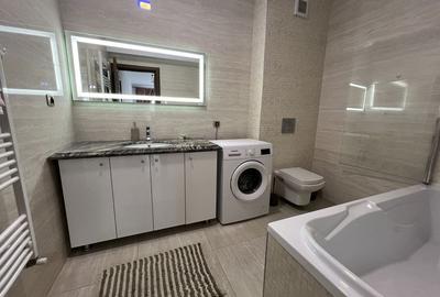 Apartament cu 2 camere decomandat în Tractorul - 3