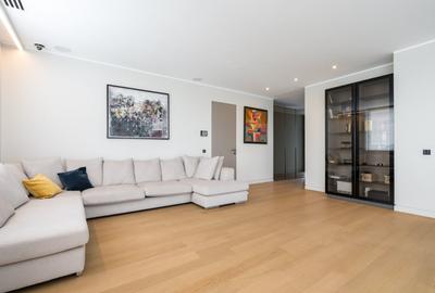 F ZEEN - 4 CAMERE// 2 GARAJE // TERASA CU VEDERE LIBERA CATRE LACUL FLOREASCA - 9