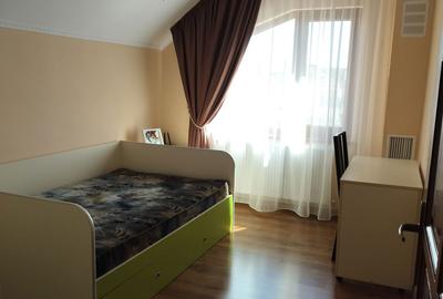 Casă cu 4 camere în Hălchiu - 3