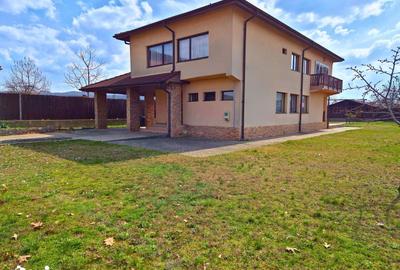 Casă cu 6 camere cu Teren 1520 Mp în Goranu - 13