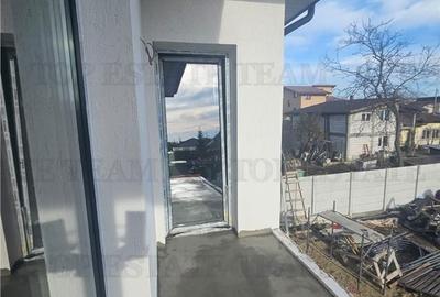 Casă cu 4 camere cu Teren 464 Mp în Joița - 9