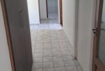 Apartament cu 3 camere decomandat în Central - 4