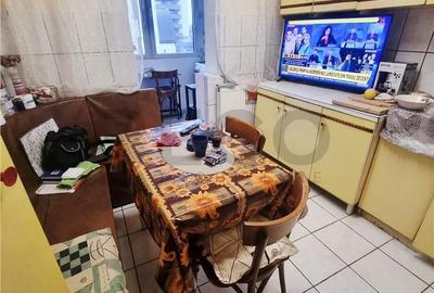 Apartament cu 3 camere decomandat în Calea Aradului - 4