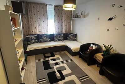 Apartament cu 2 camere decomandat în Olteniței - 2