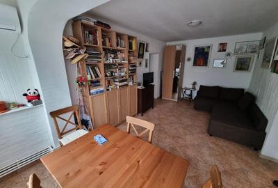 Dacia ceasuri-apartament 2 camere stradal cu gaze - 13