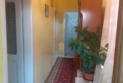 Casa 5 camere, caramida, Teren - 250 mp, zona Centrala - 7