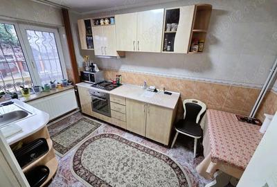 Casă cu 6 camere în Central - 3