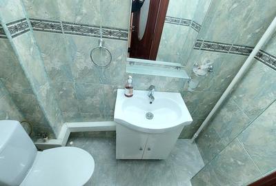 13 Seprembrie,Panduri, metrou Academia Militara la 800m - 18