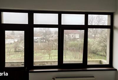 Casă cu Teren 1856 Mp în Central - 10