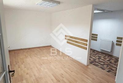 Spațiu comercial, de 80 mp, în Central - 10