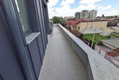 Apartament cu 3 camere decomandat în Bucur Obor - 10