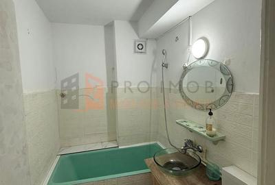 Apartament cu 2 camere semidecomandat în Ultracentral